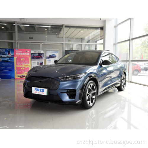 In magazzino 2023 Changan Ford Mustang Mach E 4WD Auto SUV EV Auto usata